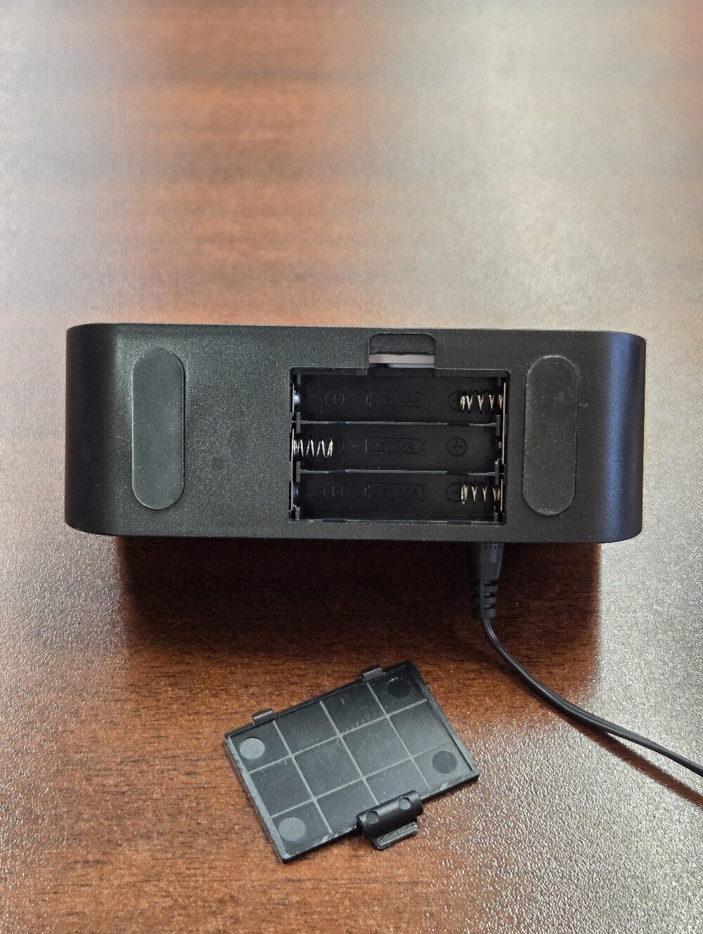 Digital LED Alarm Clock ⏰️ - Picture 7 of 10
